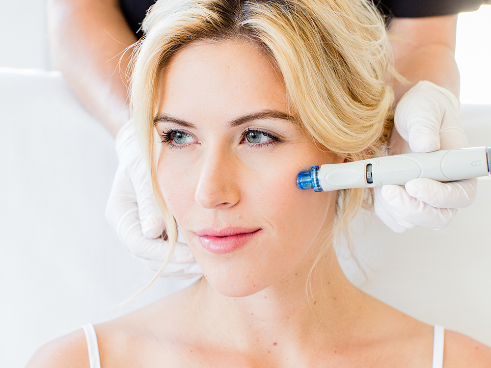 hydrafacial-behandling-confident-mac